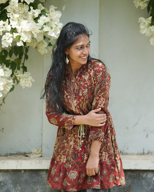 Maroon & Beige Paisley Print Cotton Kurti